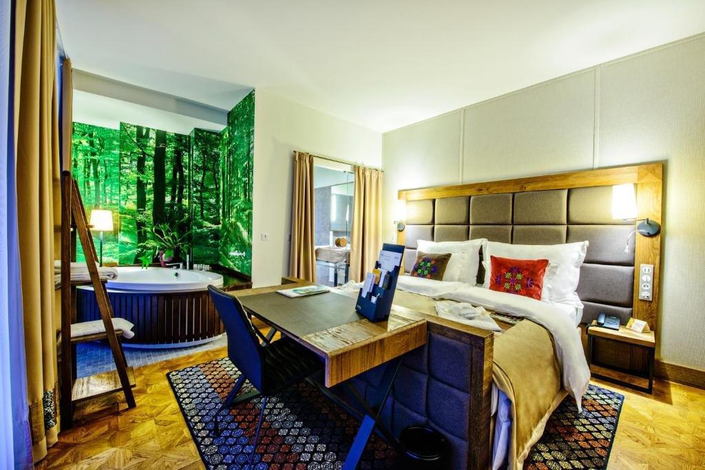 布里斯托尔传统奢华酒店 热舒夫 外观 照片 A room at the hotel