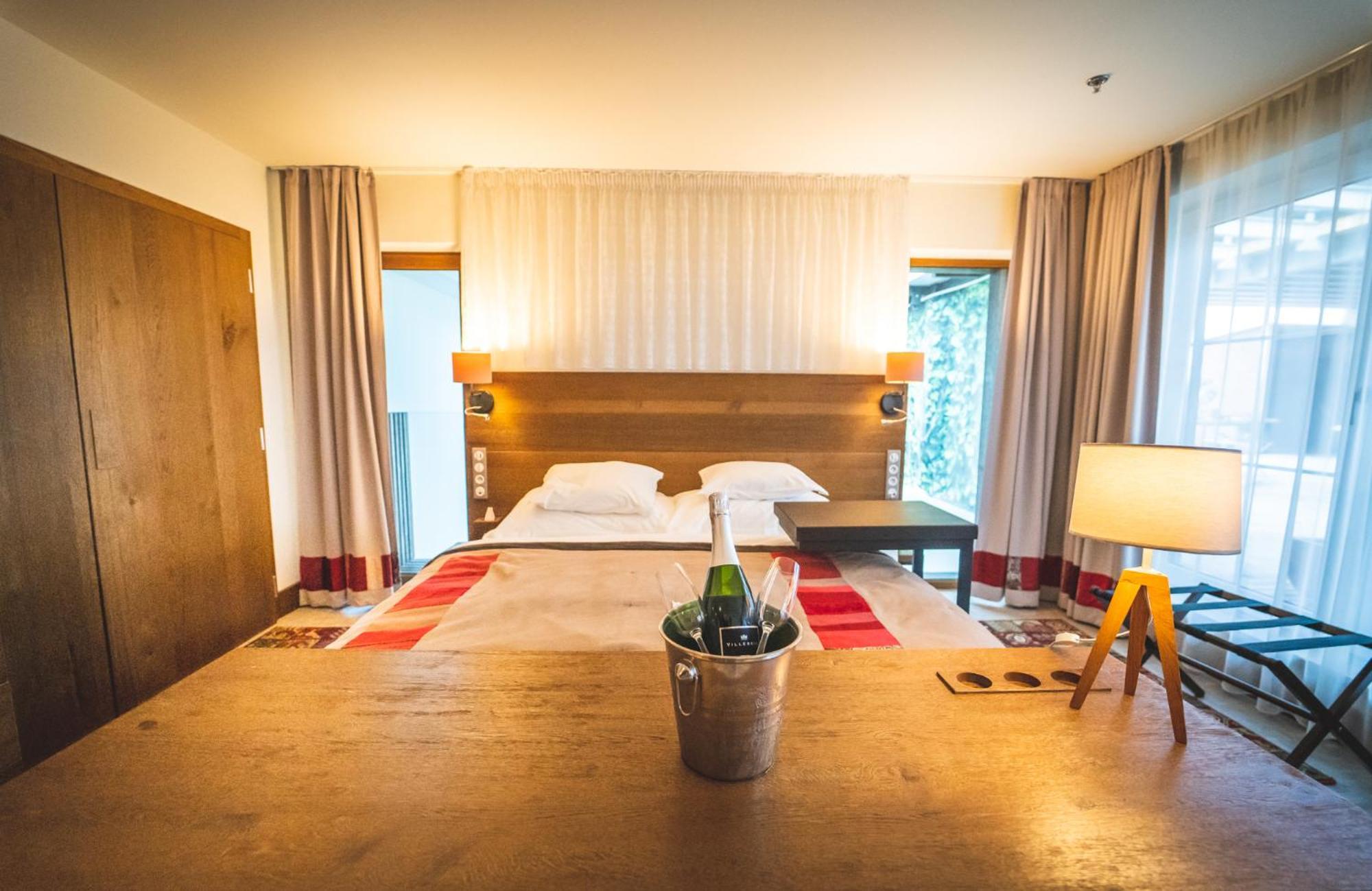 布里斯托尔传统奢华酒店 热舒夫 外观 照片 A room at the hotel