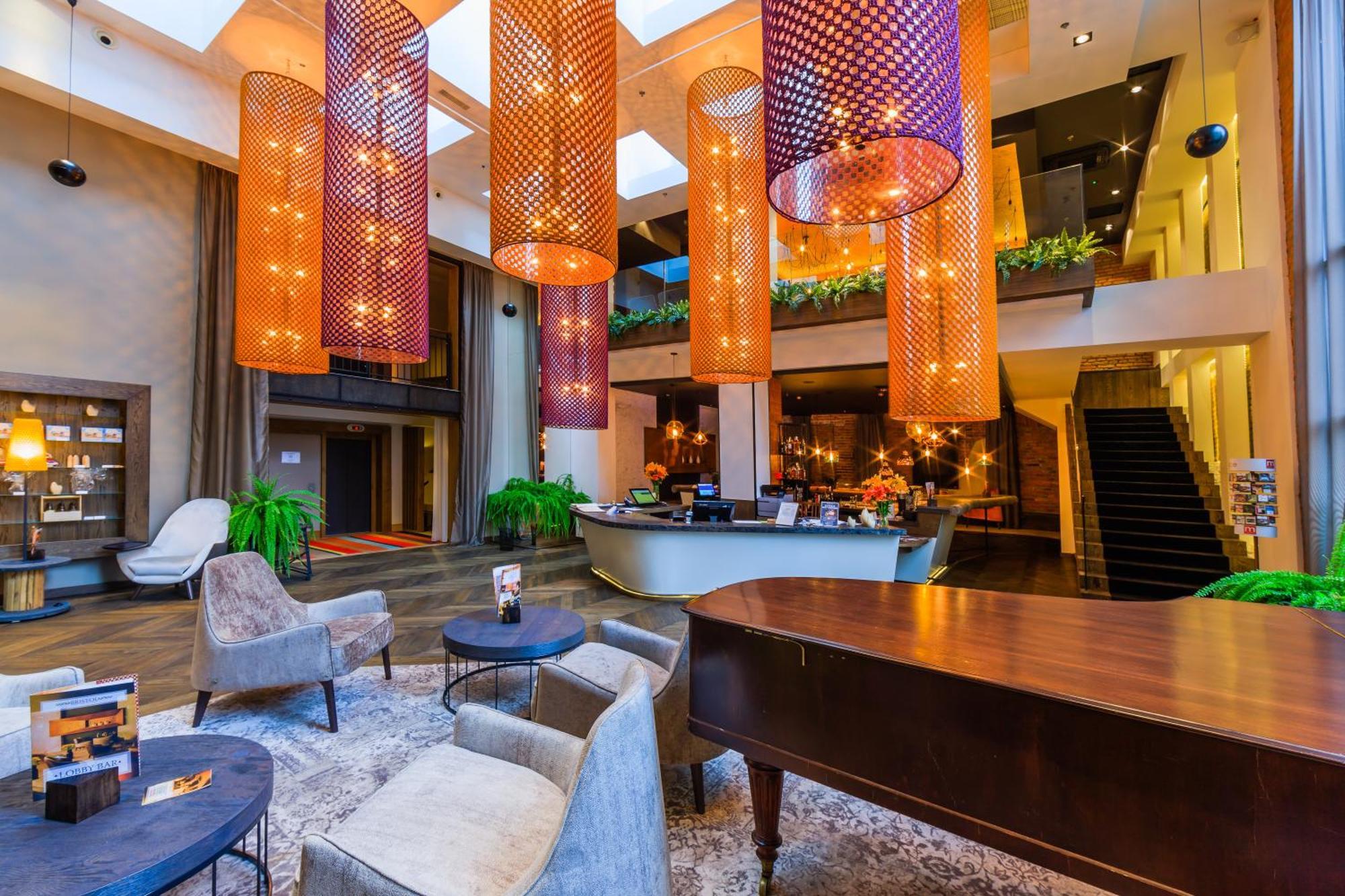 布里斯托尔传统奢华酒店 热舒夫 外观 照片 Lobby